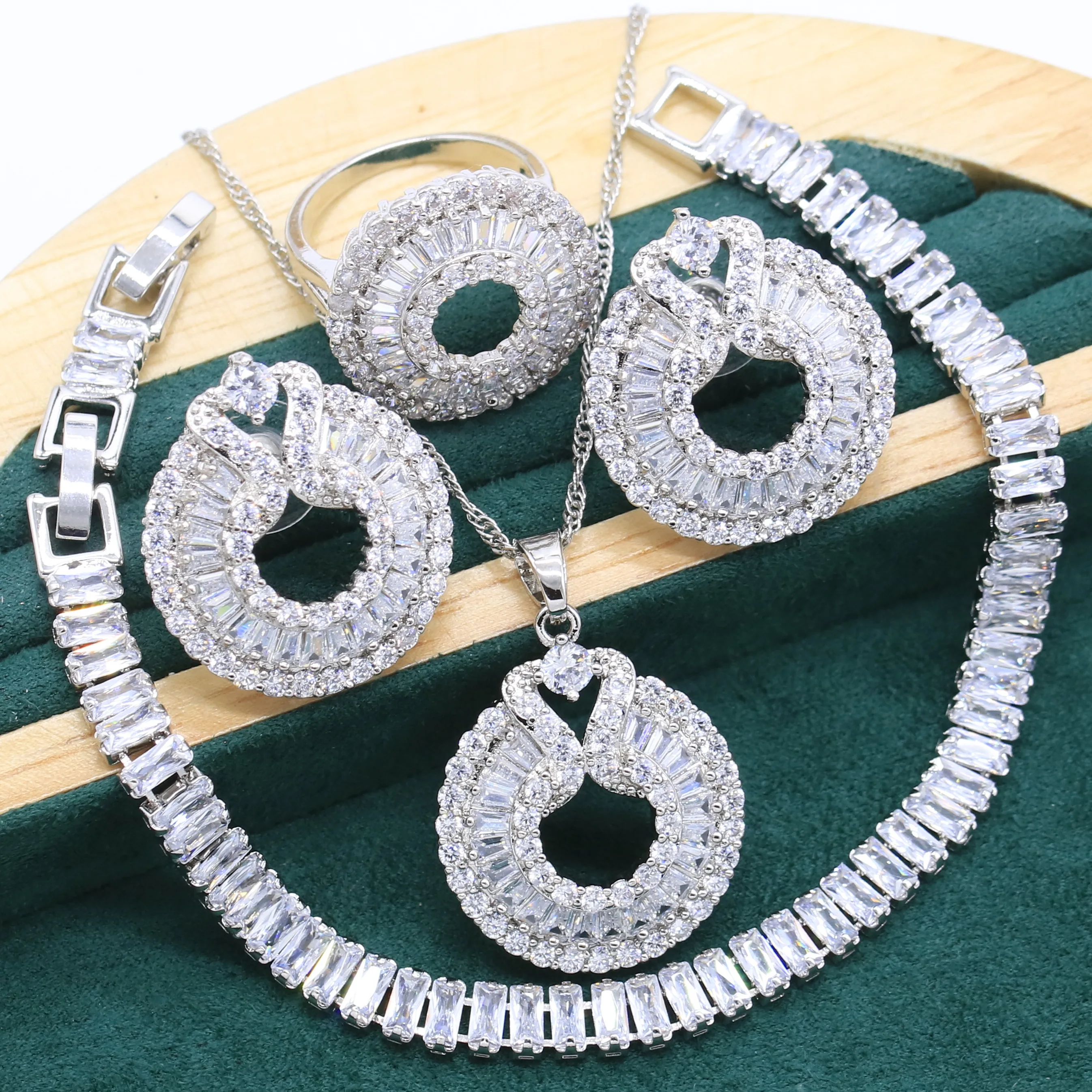 White Crystal Silver Šperky set pre Ženy Strany, Náramok, Náušnice, Náhrdelník prívesok, Prsteň Vianočné Svadobný Dar