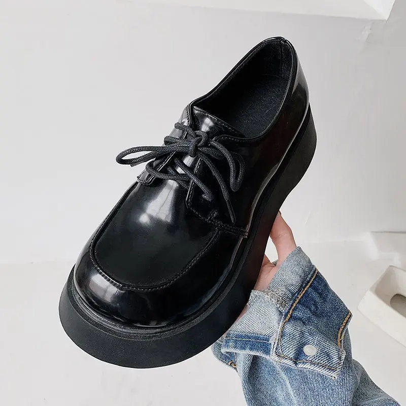 Zapatos de mujer teenager v pohode pu kožené protišmykové platforma topánky ženy móda výšky zvýšenej topánky lolita topánky na platforme