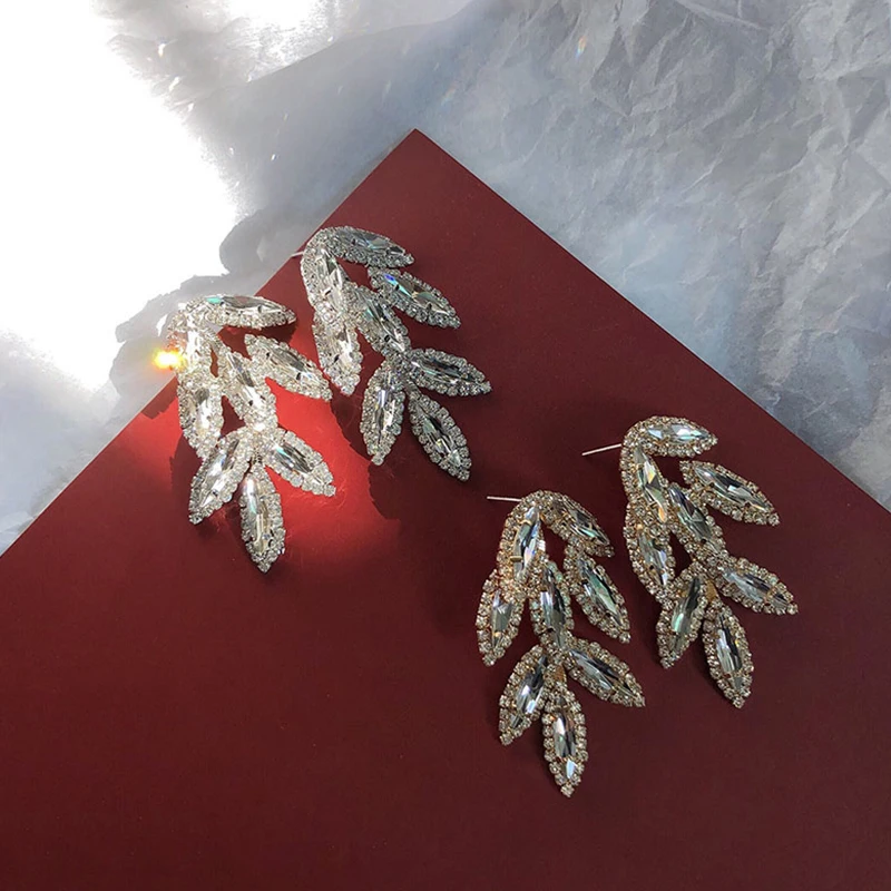 AENSOA Nové Trendy Elegantné Crystal Listy Veľké, Dlhé Náušnice Kvapka pre Ženy, Luxusné Lesklé Leaf Drahokamu Svadobné Svadobné Šperky