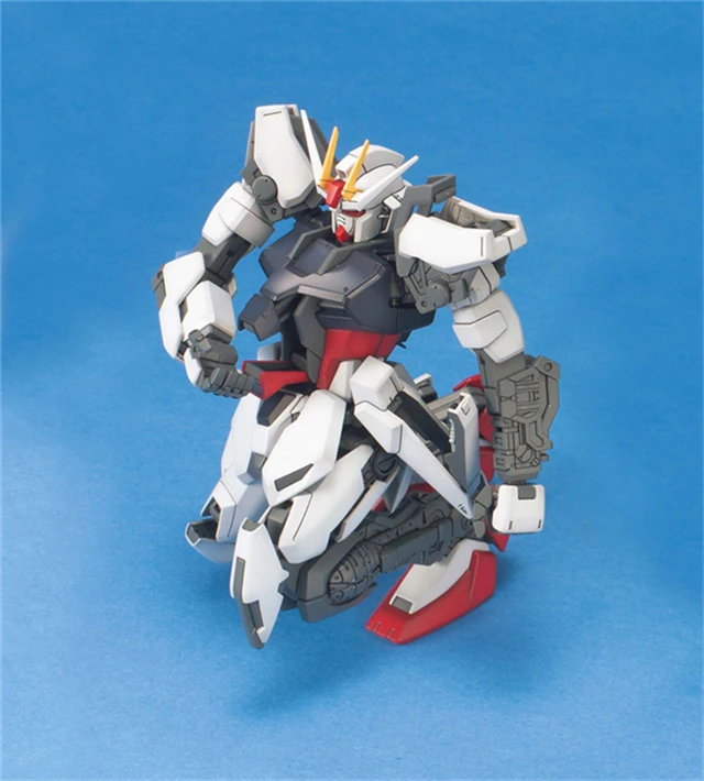 Bandai Gundam 1/100 MG ŠTRAJK GUNDAM IWSP Mobile Suit Zostaviť Model Súpravy Akčné Figúrky hračky pre Deti