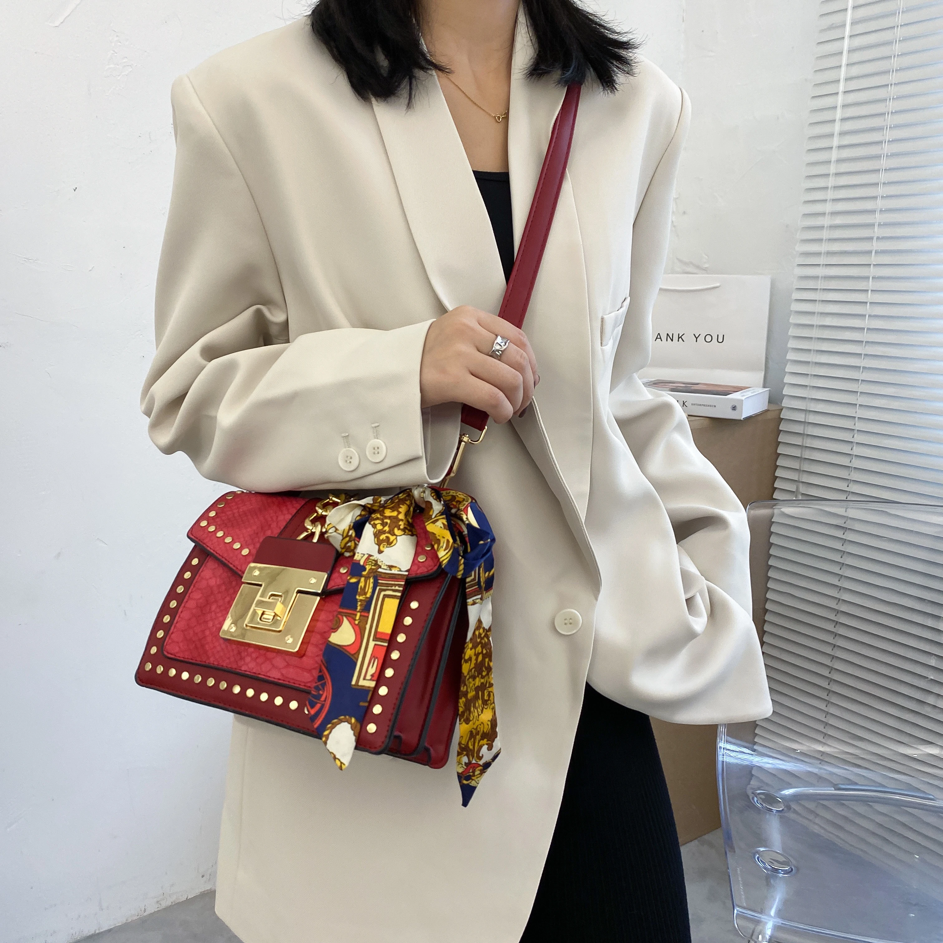 Elegantné Ženy Bežné Tote Bag 2021 Módy Nové Vysoko Kvalitnej PU Kože Žien Dizajnér Kabelka Nit Ramenný Messenger Taška