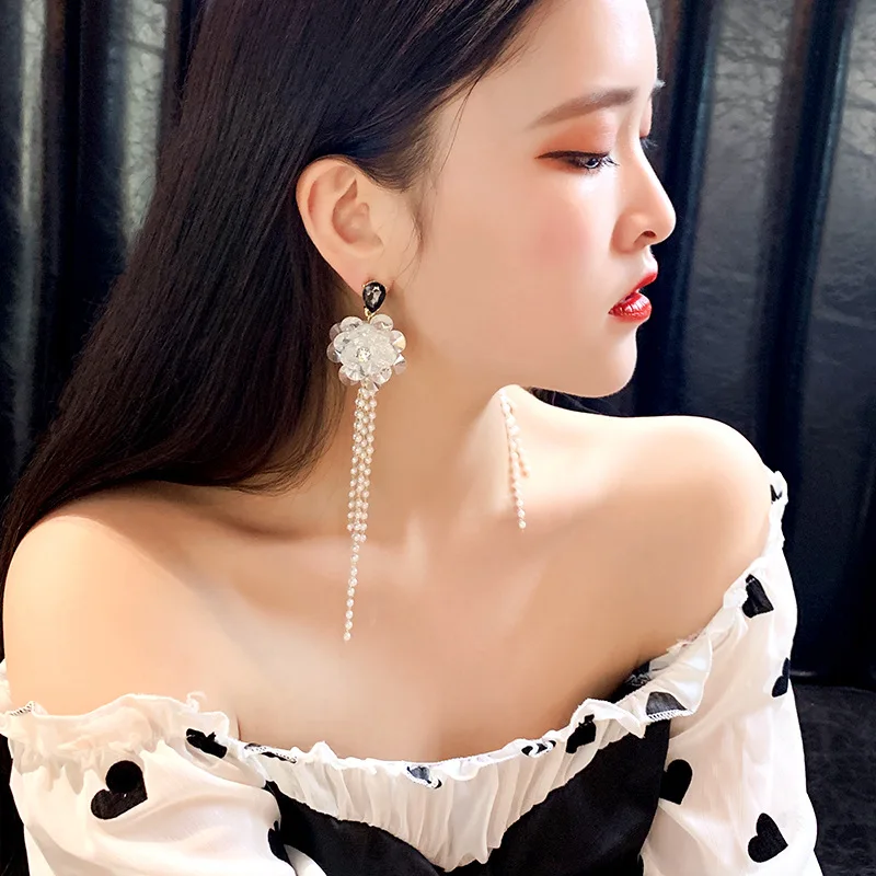Luxusné Viacvrstvových Biely Kvet Petal Drop Náušnice Pre Ženy, Svadobné Party Šperky Kvality Bijoux Darček Elegantné Accessorie
