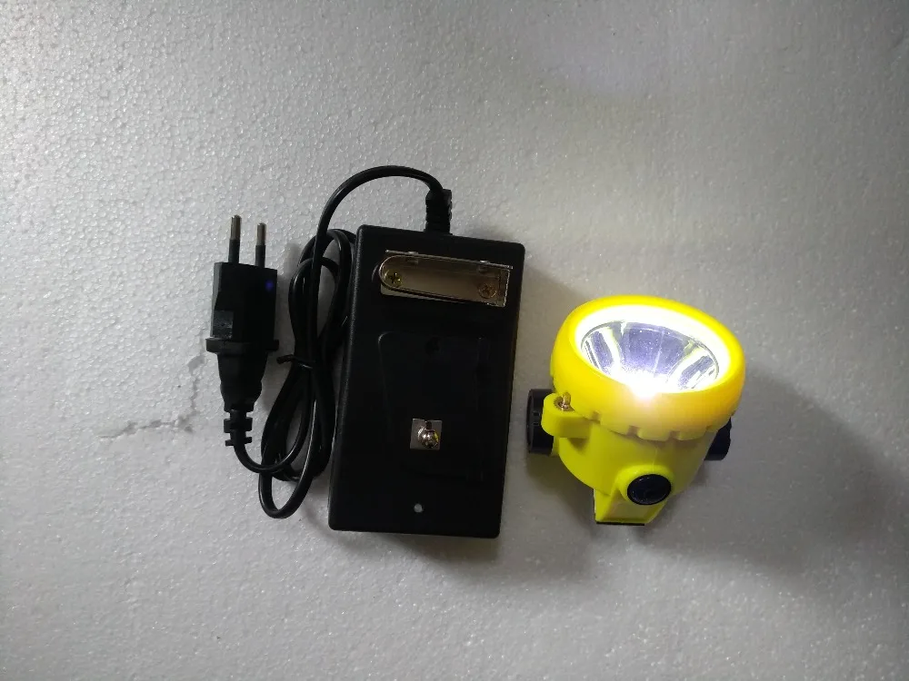 Mini Bezdrôtové LED Baníkov Lampa Ťažba Svetlomet S Nabíjačku 2200MA KL2.2LM