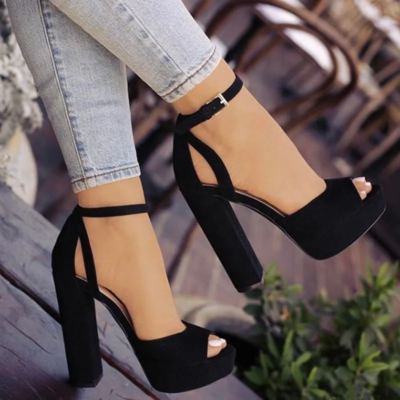 Nová platforma topánky ženy čierne vysoké podpätky strany čerpadlá dámy letné sexy otvorené prst blok päty sandále veľká veľkosť zapatos mujer