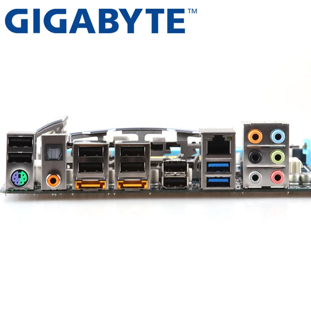 GIGABYTE GA-P55A-UD3R Ploche Dosky P55 Socket LGA 1156 i3 i5 i7 DDR3 ATX 16 g Pôvodná Používané P55A-UD3R Doske H55