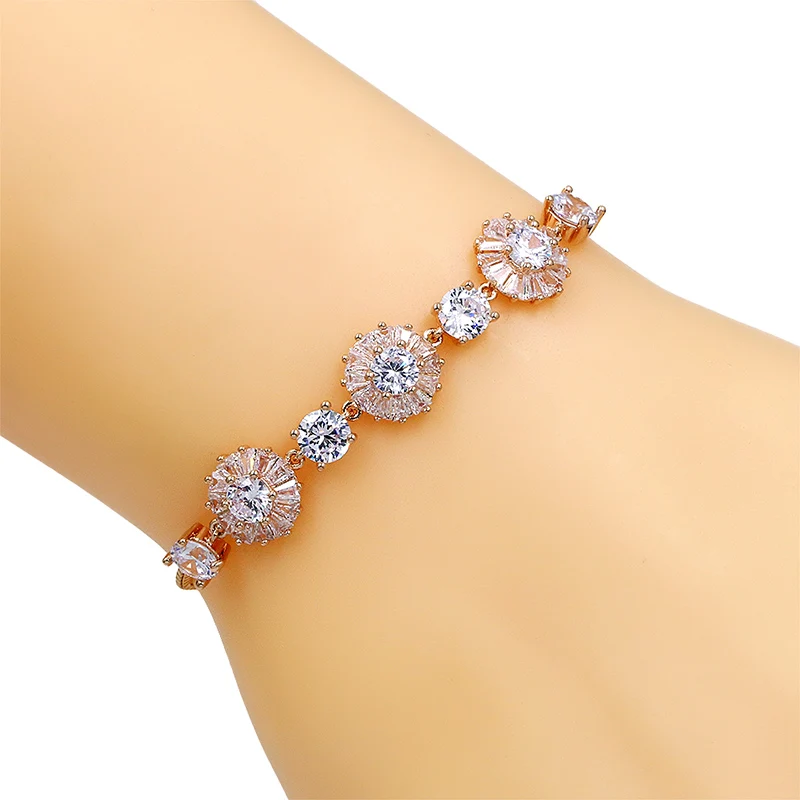 Kvet Cubic Zirconia Crystal CZ Svadobné Svadobné Bridesmaid, Nastaviteľné Náramky Šperky