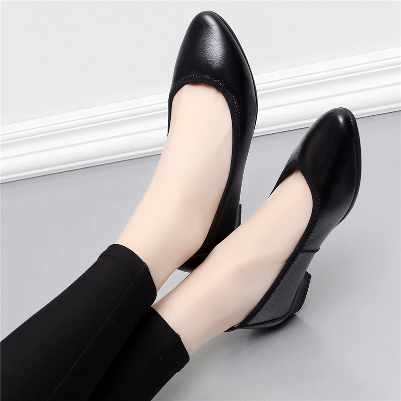 MUYANG balet bytov 2019 originálne kožené ploché topánky žena ukázal prst bežné pracovné topánky ženy bytov mokasíny veľkosť 34-42