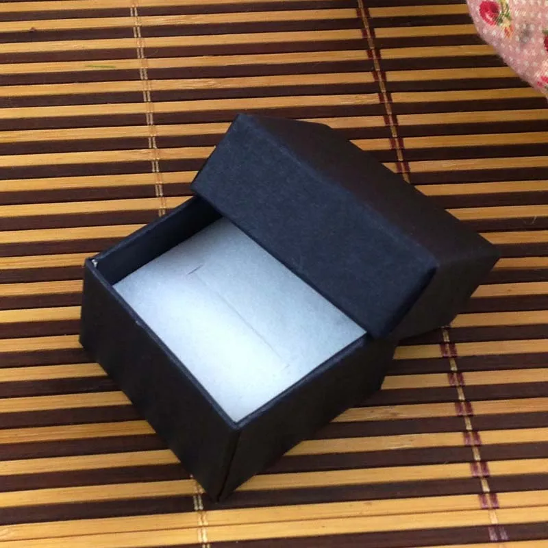 Nový Matný Čierny Krúžok Box Vysokej Kvality Mult fungovať vždy Na Krúžok Tiež Môžete Dať Náušnice (Vlastné Logo Náklady Extra MIN : 1000 KS )