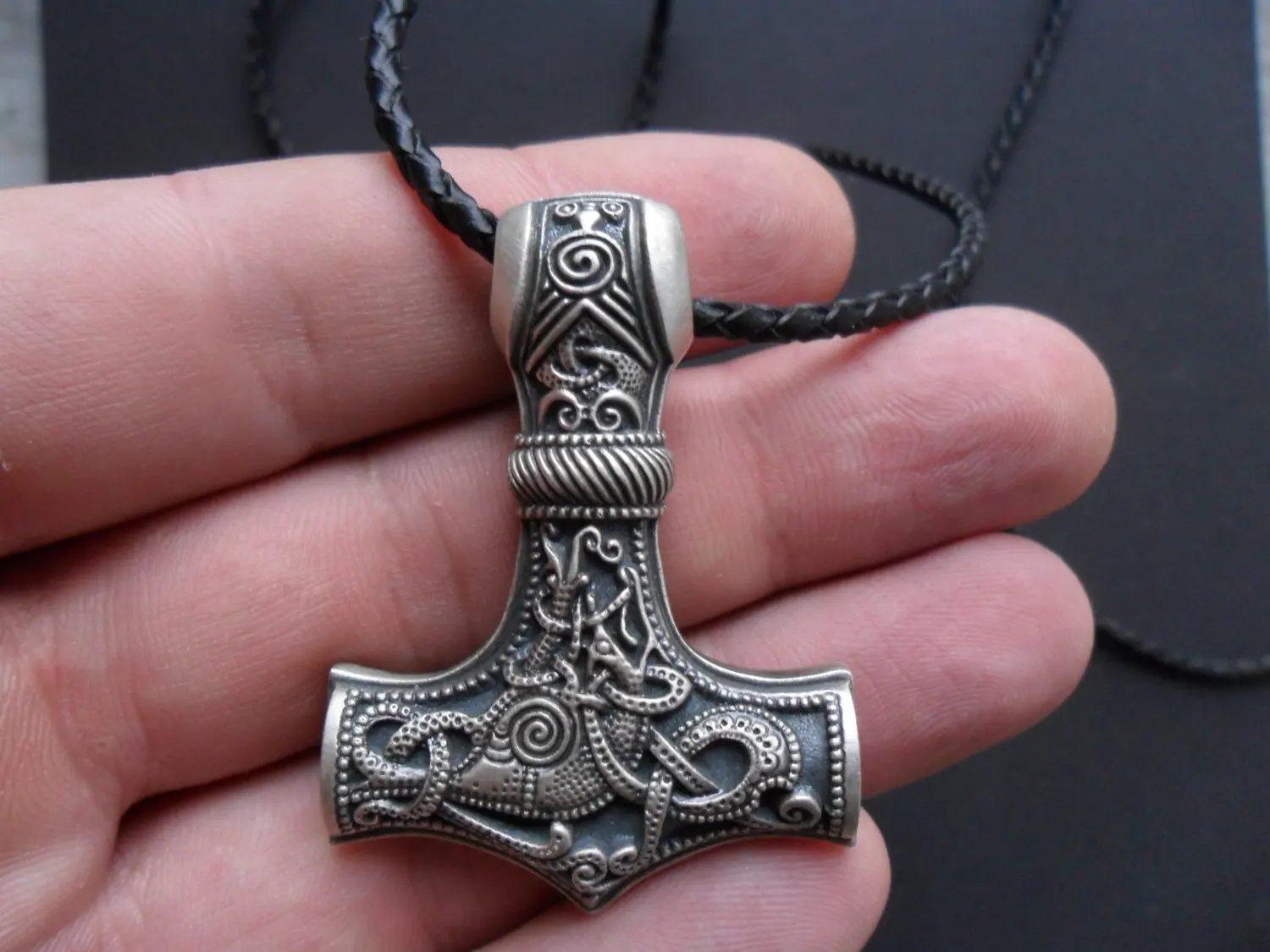 Youe žiaril 10 ks Obrovský Thor kladivo Mjolnir Viking Amulet Kladivo Škandinávskych Prívesok Severanov Šperky veľkoobchod