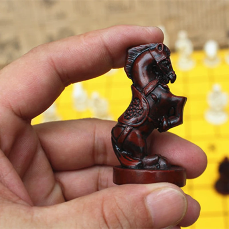 Čínsky Šach Hra Nastaviť Nové Tradičné Živice Šachové Figúrky Semiš Kožené Šachovnici kvalitné šachovnicu Hru Retro