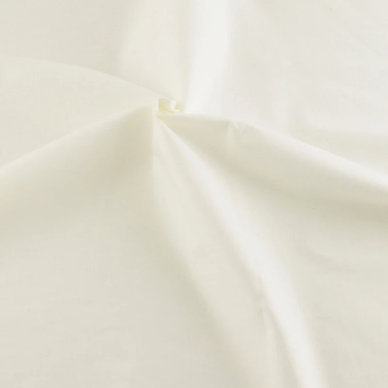 1 meter Biela Farbou Bavlnenej Tkaniny pre dieťa posteľná bielizeň list šitie deti podbradníky oblečenie prešívanie o meter 160cmx100cm
