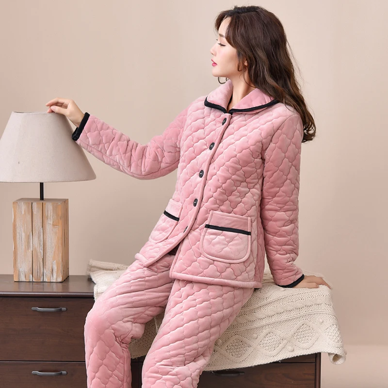 Dámske pyžamo udržať teplé oblečenie, Coral Velvet Prešívaný ženy hrubé tri vrstvy, prešívané flanelové rodiny pajama nastaviť