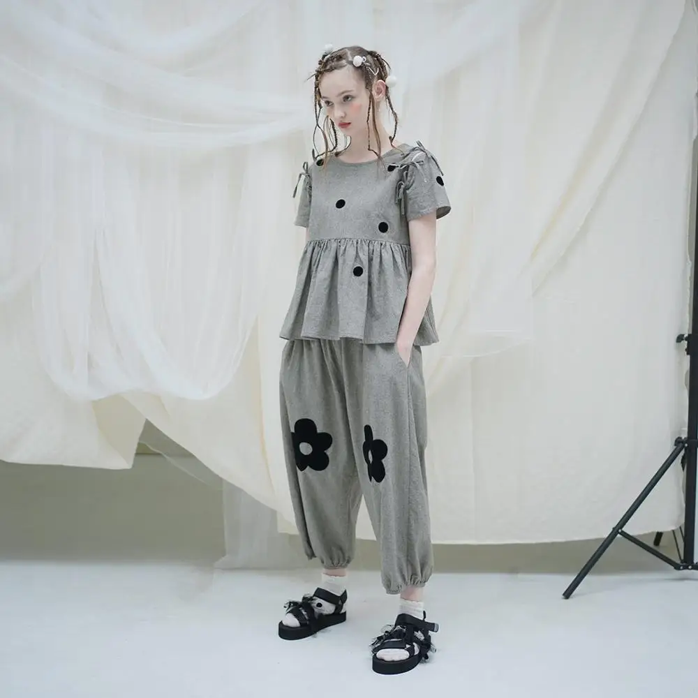 Imakokoni šedá obväz polka dot top originálny dizajn Japonský kolo krku wild T-shirt žena lete 203018