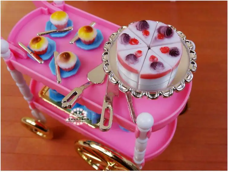 Originálny pre princeznú barbie jedálenský auto 1/6 bjd ken doll house nábytok, kuchynské doplnky nastaviť miniatúrne tortu potravín hračka