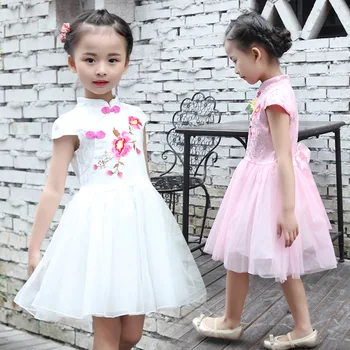 Deti Cheongsam qipao čínske šaty župan roztomilý detský 3d kvetinové výšivky, čipky spojov vintage classic mini šaty letné YY270