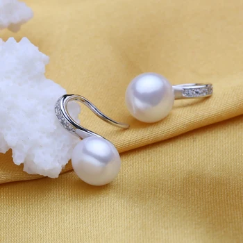 FENASY nové prírodné Pearl náušnice pre ženy vintage módy pearl Šperky CZ stud náušnice šperky box