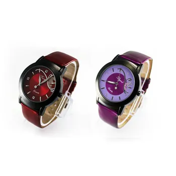 Horúce Marketingu Móda Dievča dámske hodinky Ženy, Luxusné kožené Luxury Diamond Celkom Quartz Náramkové Hodinky Red